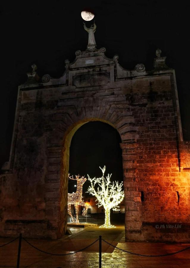 La Casa Al Castello Hotel โกแปร์ติโน ภายนอก รูปภาพ
