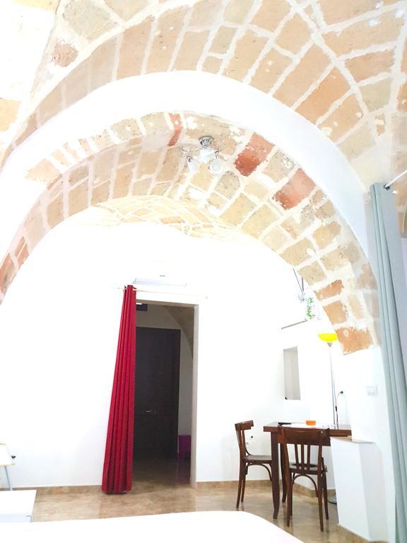 La Casa Al Castello Hotel โกแปร์ติโน ภายนอก รูปภาพ